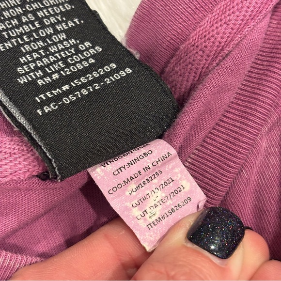 Disney Hocus Pocus Tarot Card Long Sleeve T-Shirt - BoxLunch Exclusive Size XL - Picture 4 of 12